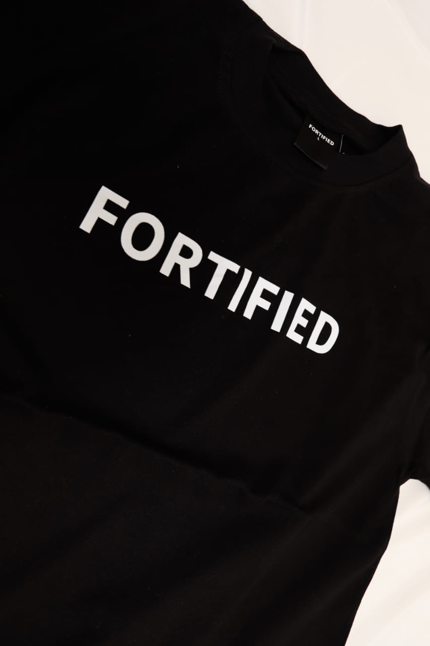Classic Tee Jet Black Wide Front Angle